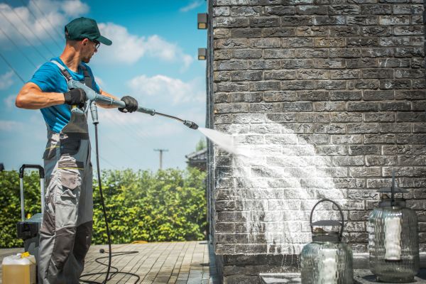 Brick Cleaning in Salem