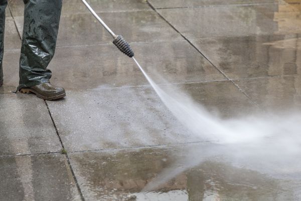 Concrete Power Washing in Salem