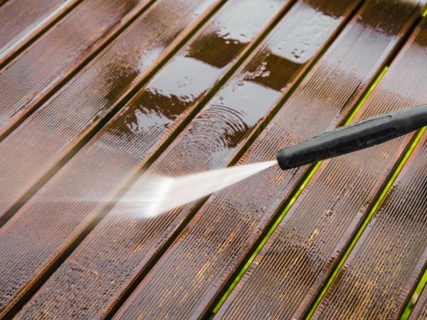 Deck Pressure Washing in Salem