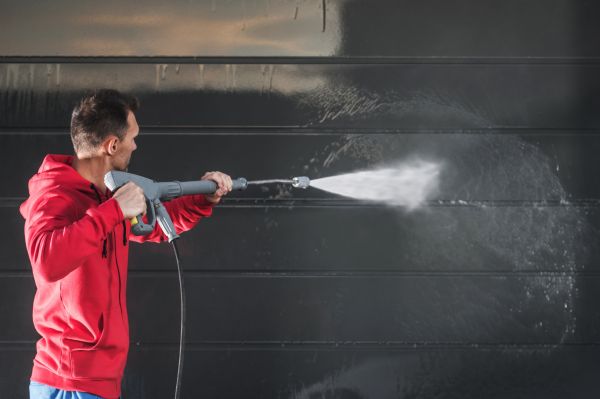 Exterior Washing in Salem