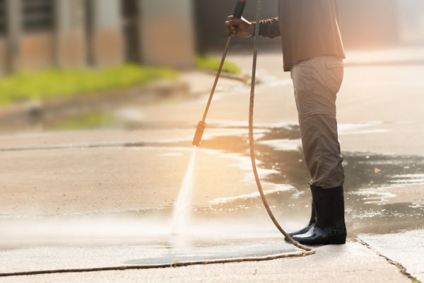 Residential Concrete Cleaning in Salem