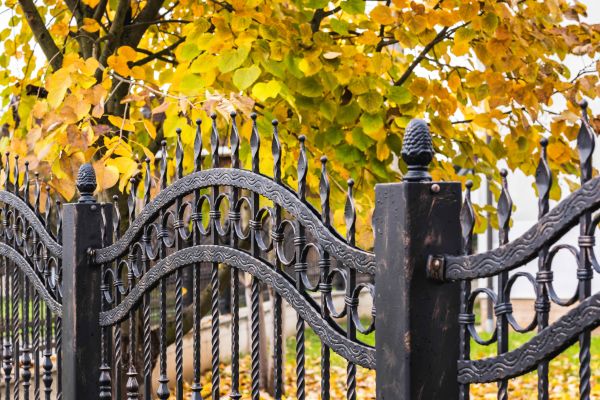 Wrought Iron Fence Washing in Salem