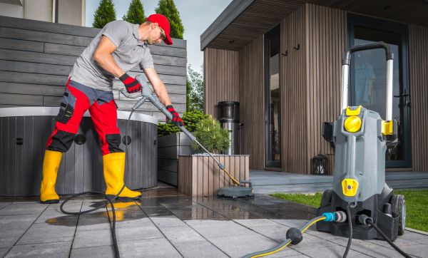 Concrete Patio Washing in Salem