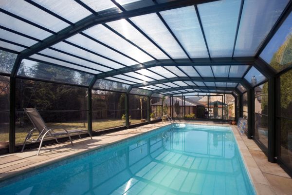 Pool Enclosure Washing in Salem