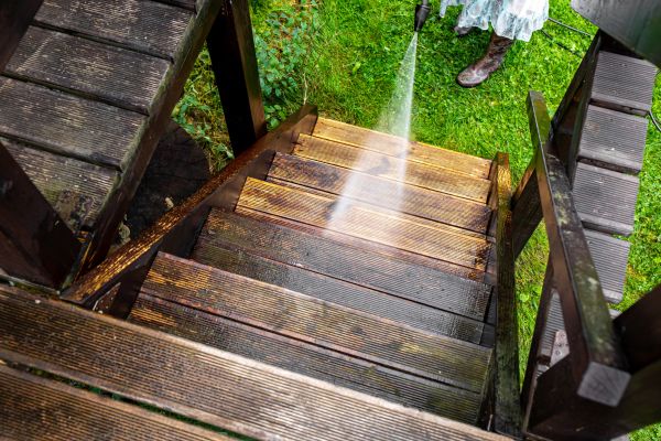 Wood Power Washing in Salem